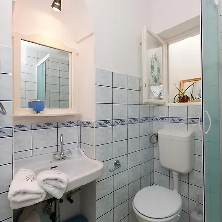 Two-bedroom In Rab Xv * Barbat na Rabu