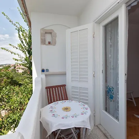 Two-bedroom In Rab Xv Barbat na Rabu